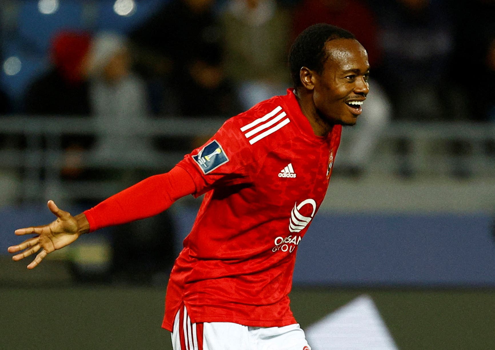 بيرسي تاو وتألقه في عالم كرة القدم