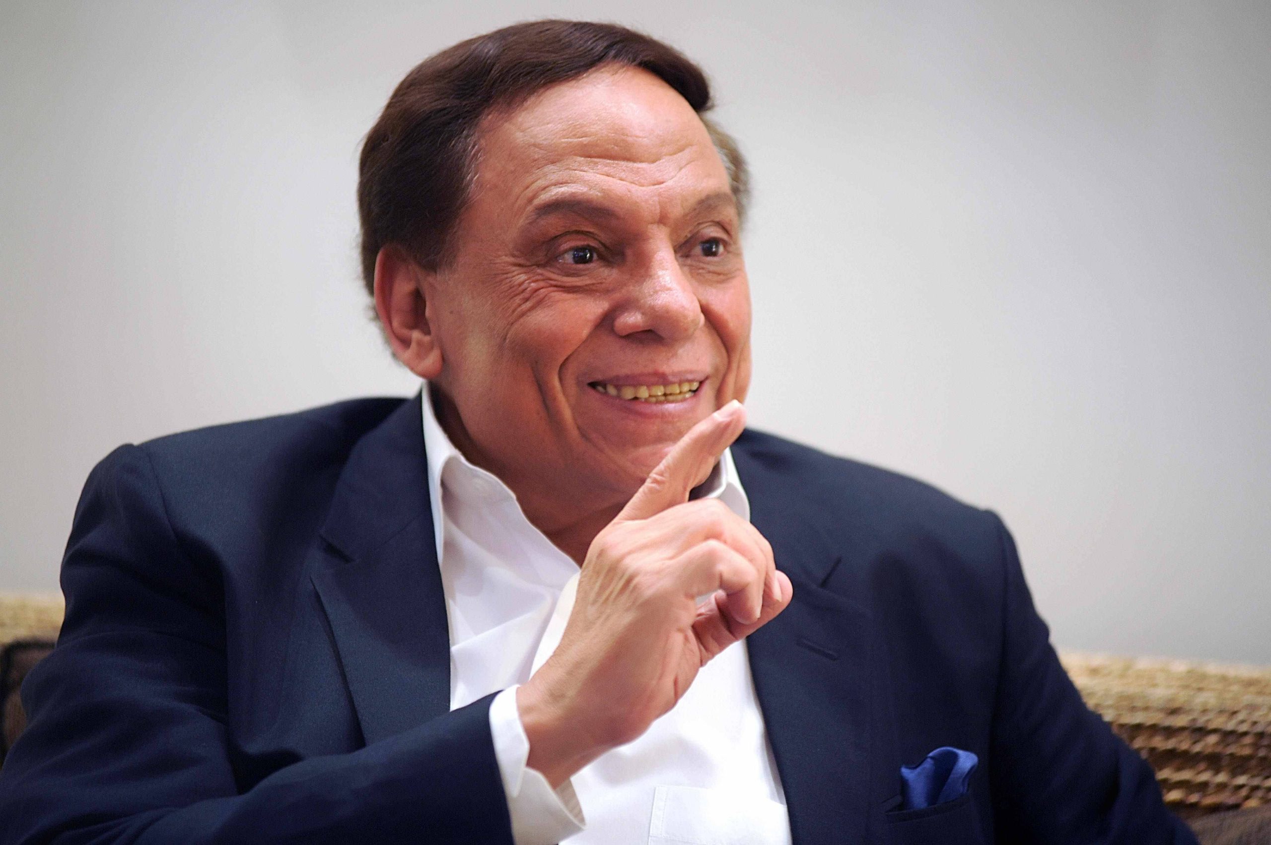 عادل إمام: رمز الكوميديا والدراما المصرية