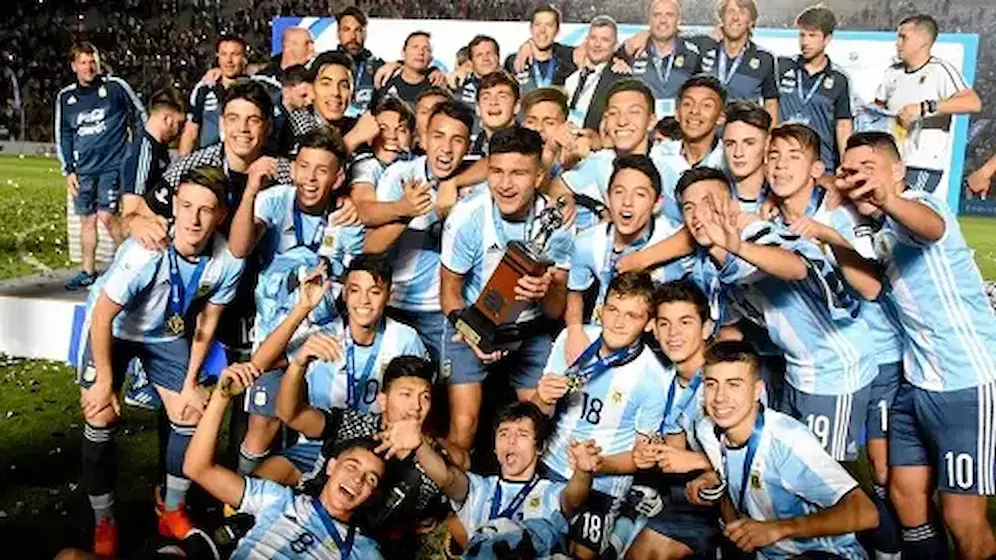 أخبار منتخب الارجنتين لكرة القدم: التطورات والتوقعات