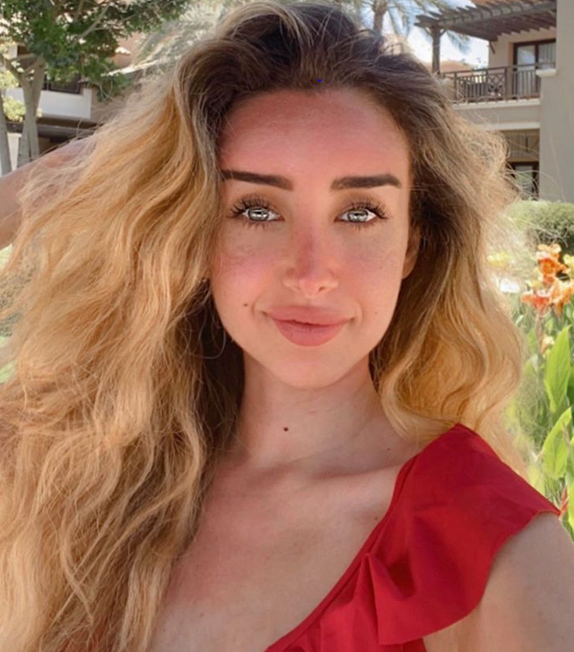 هنا الزاهد تتألق في عالم السينما المصرية