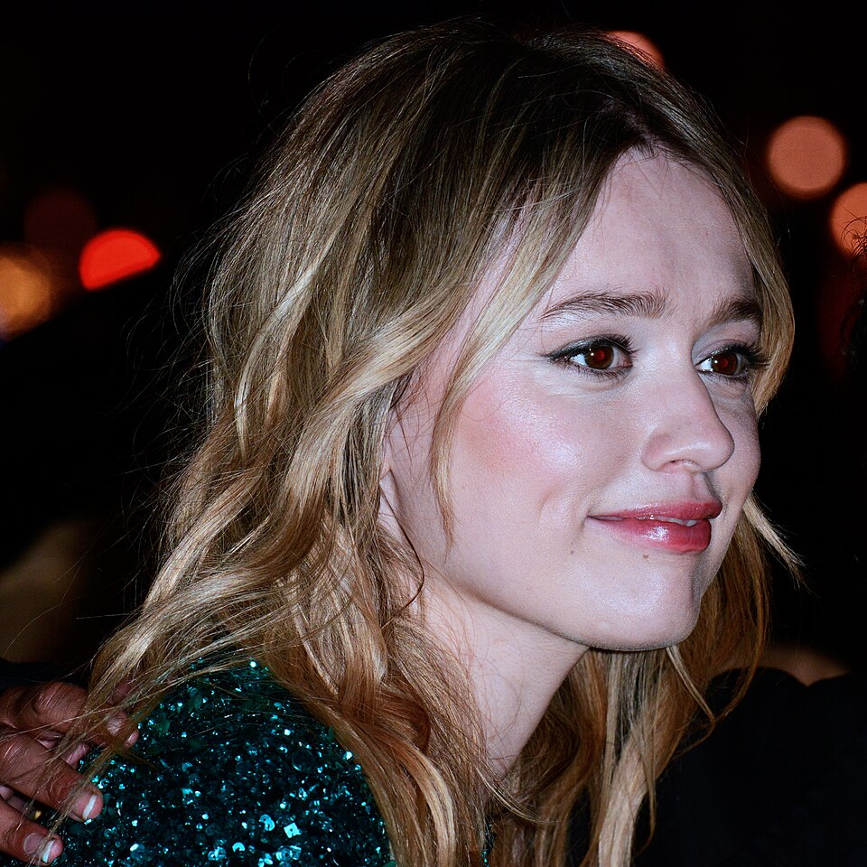 ايمى لوي وود: تألقت في السينما البريطانية والعالمية