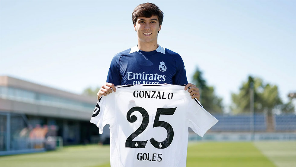 جonzalo garcía: مسيرة لاعب كرة القدم المتميز