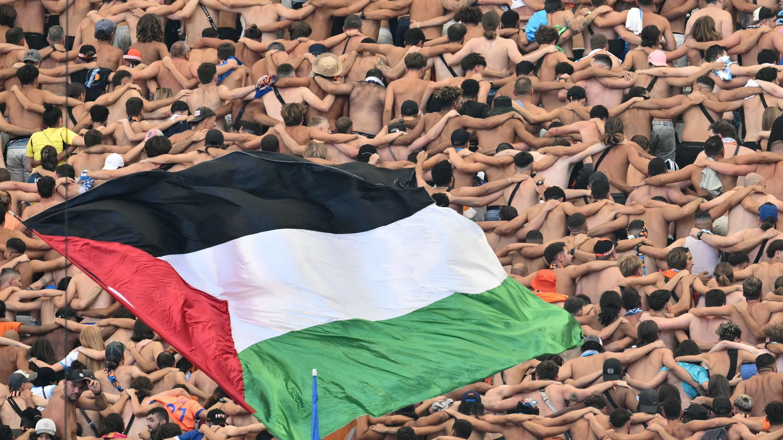 أولمبيك مارسيليا ضد باريس: قمة الدوري الفرنسي