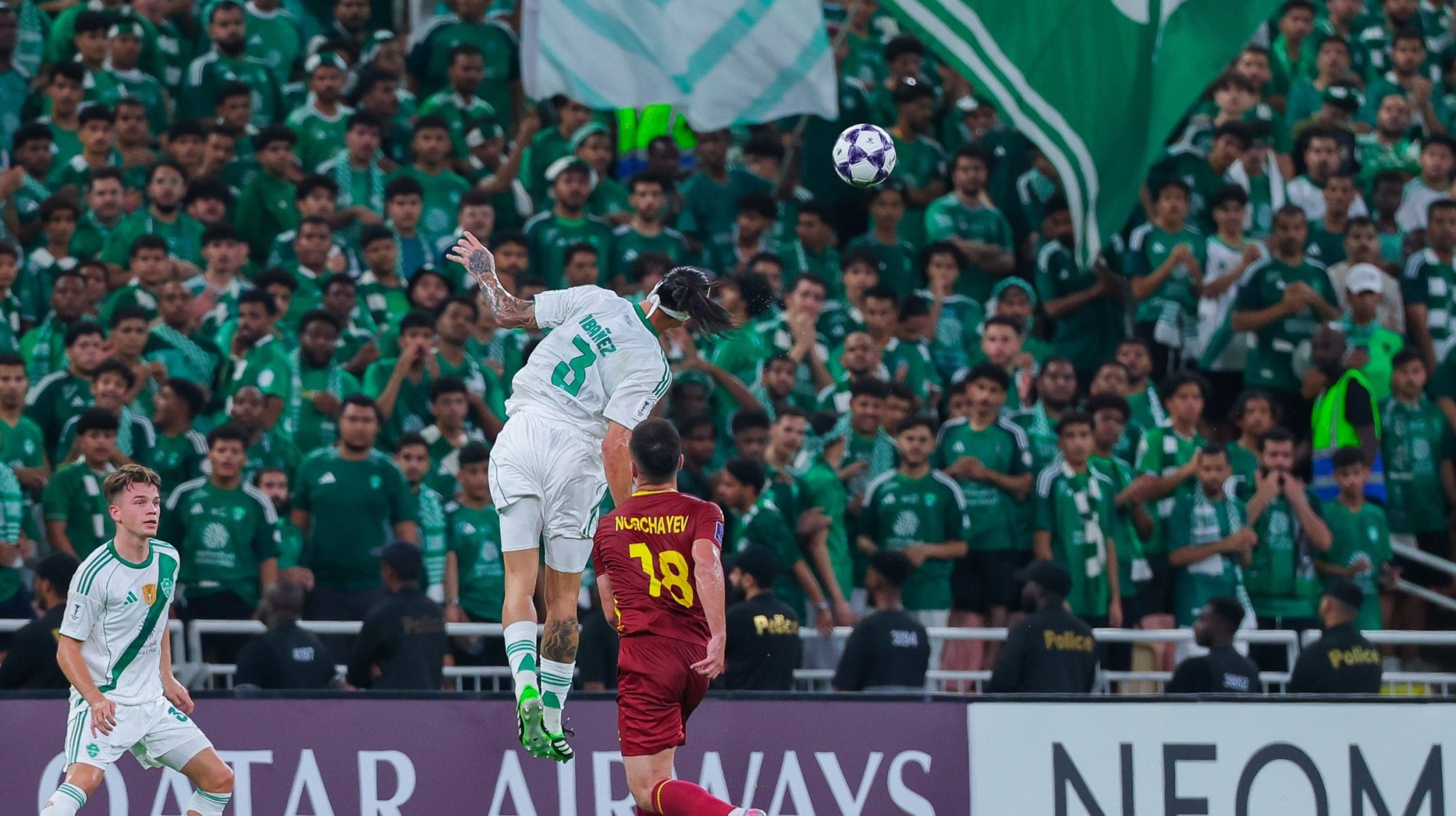 الأهلي ضد نسف قرشي: مباراة مثيرة في انتظار عشاق الكرة