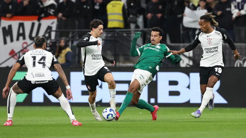 مواجهة الكلاسيكو: كورينثيانز ضد بالميراس