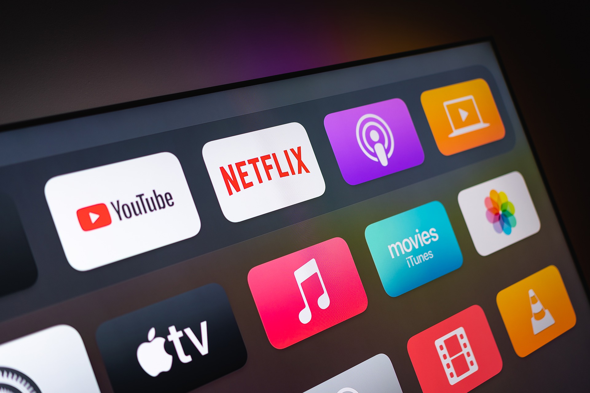 استكشاف عالم IPTV: كيف غيرت طريقة مشاهدة التلفزيون