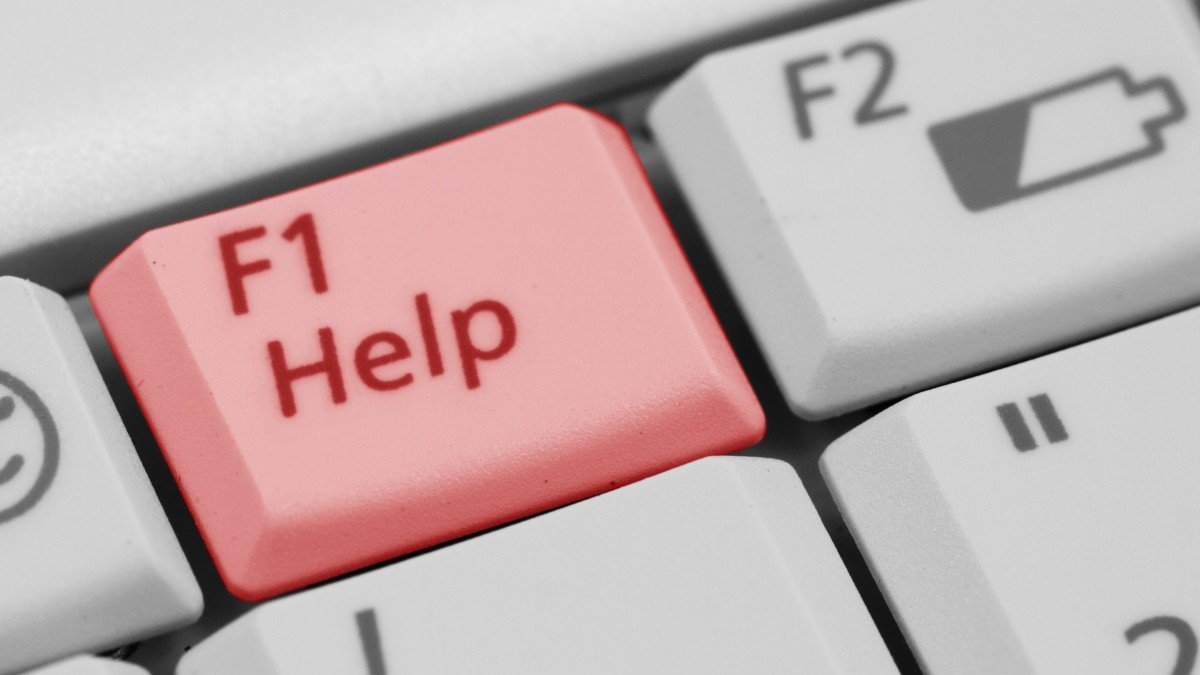 الجزائر تتغلب على العراق وتنتزع الصدارة في كأس العرب 2025