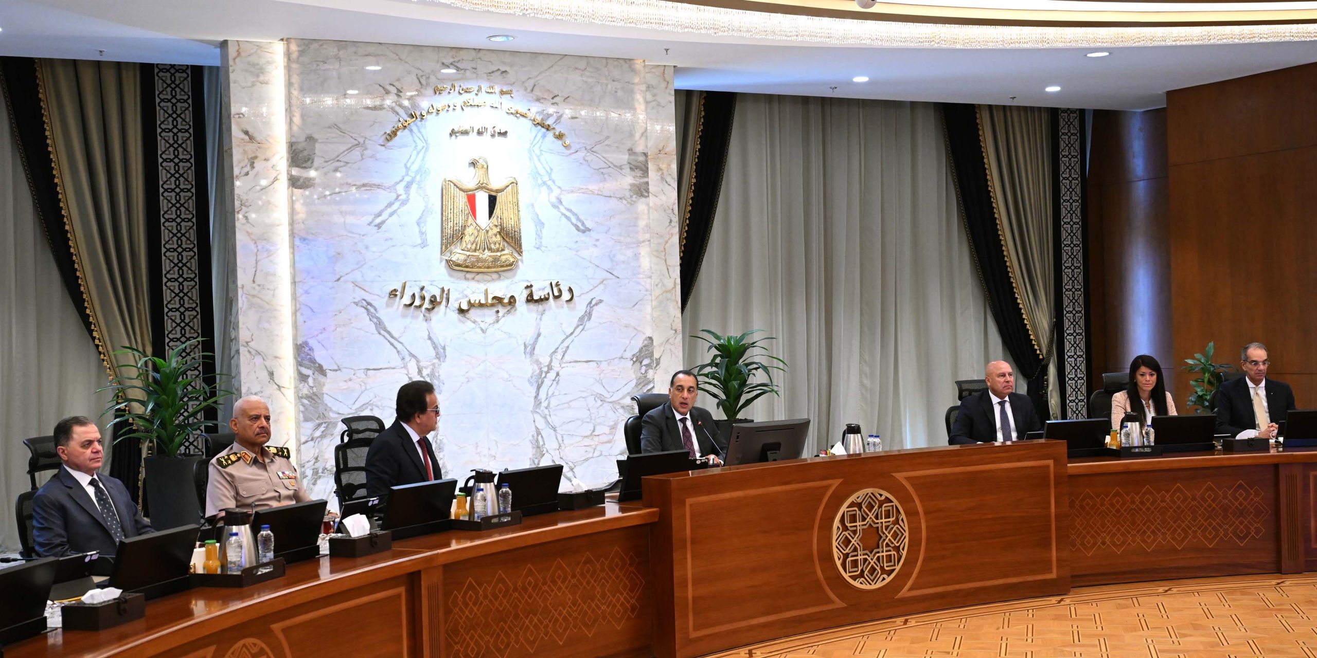 دور رئاسة مجلس الوزراء في التنسيق الحكومي وتقديم الخدمات العامة